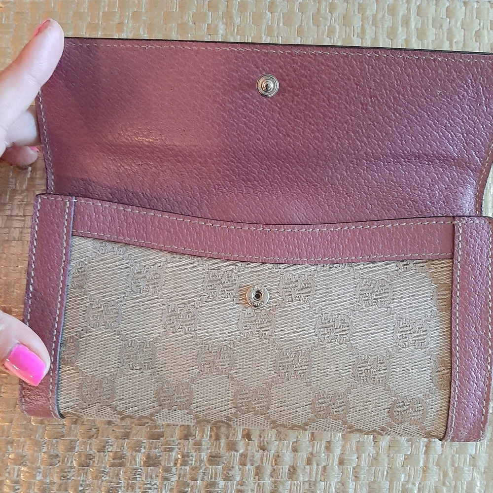 Gucci Wallet - 100% Authentic - Picture 5 of 13